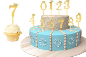 Cake topper dorado con corona numero 7.jpg_1
